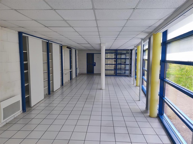 Agrandir la photo Local d'activité à louer - 960.0 m2 - 44 - Loire-Atlantique