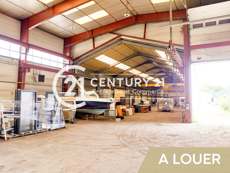 Local commercial à louer - 2296.0 m2 - 44 - Loire-Atlantique