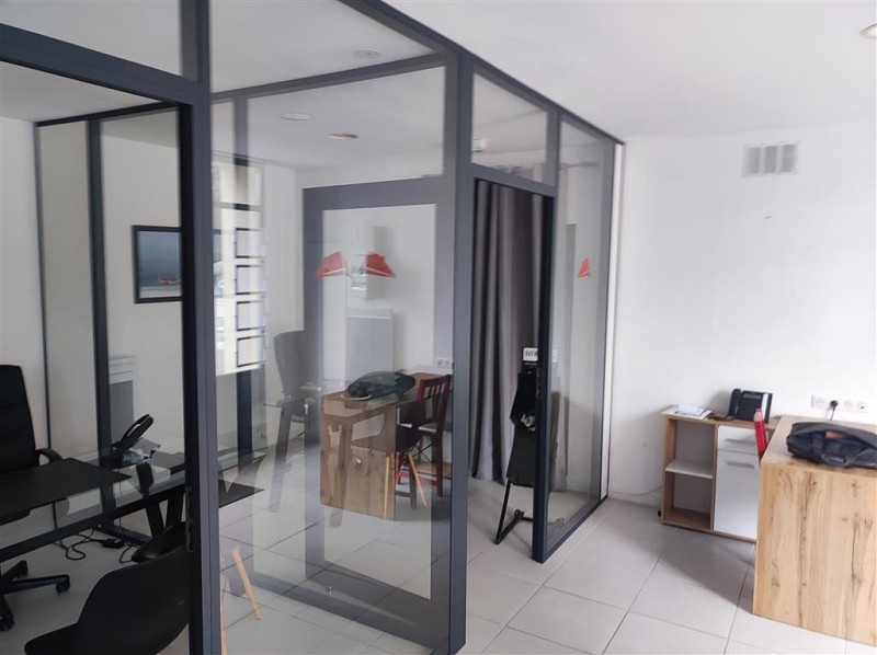 Agrandir la photo Tous commerces à louer - 87.0 m2 - 44 - Loire-Atlantique
