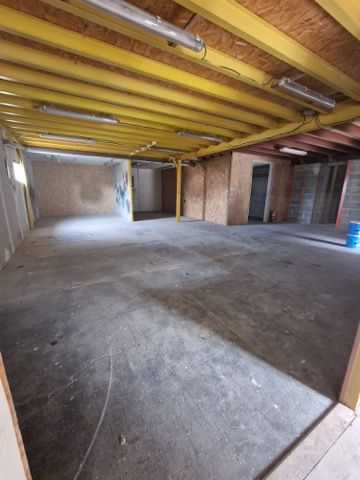 Agrandir la photo Local d'activité à louer - 150.0 m2 - 44 - Loire-Atlantique