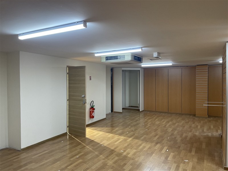 Agrandir la photo Tous commerces à louer - 215.0 m2 - 44 - Loire-Atlantique
