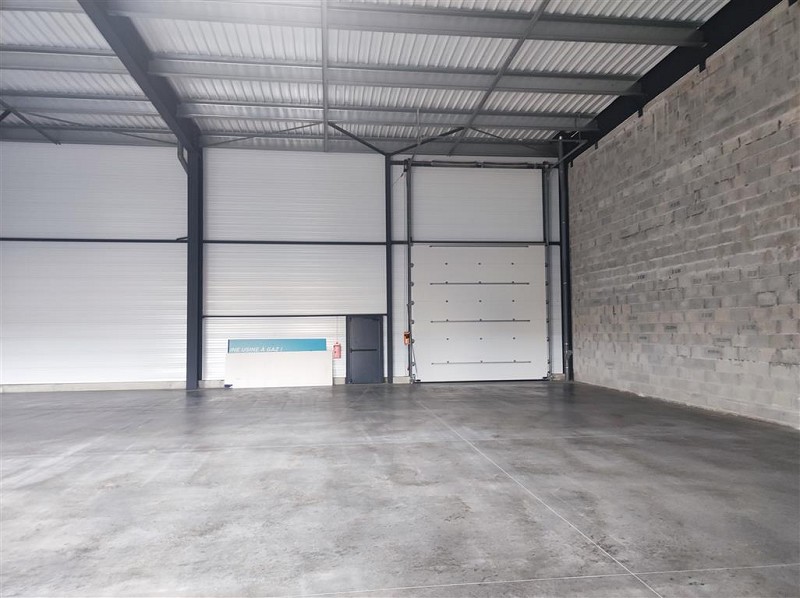 Agrandir la photo Local d'activité à vendre - 350.0 m2 - 44 - Loire-Atlantique
