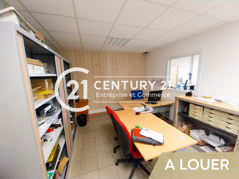Local d'activité à louer - 325.0 m2 - 44 - Loire-Atlantique