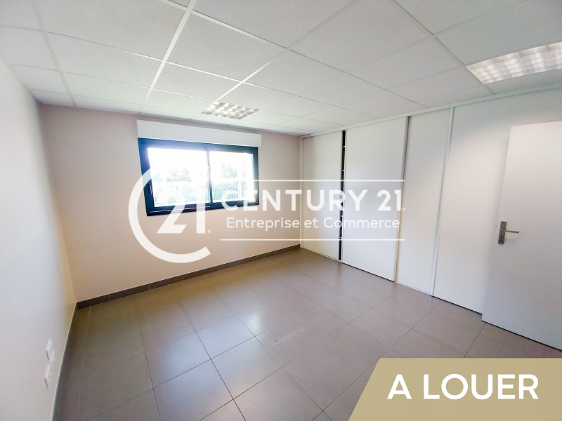 Local d'activité à louer - 540.0 m2 - 44 - Loire-Atlantique