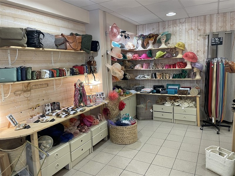 Agrandir la photo Prêt-à-porter à vendre - 44 - Loire-Atlantique
