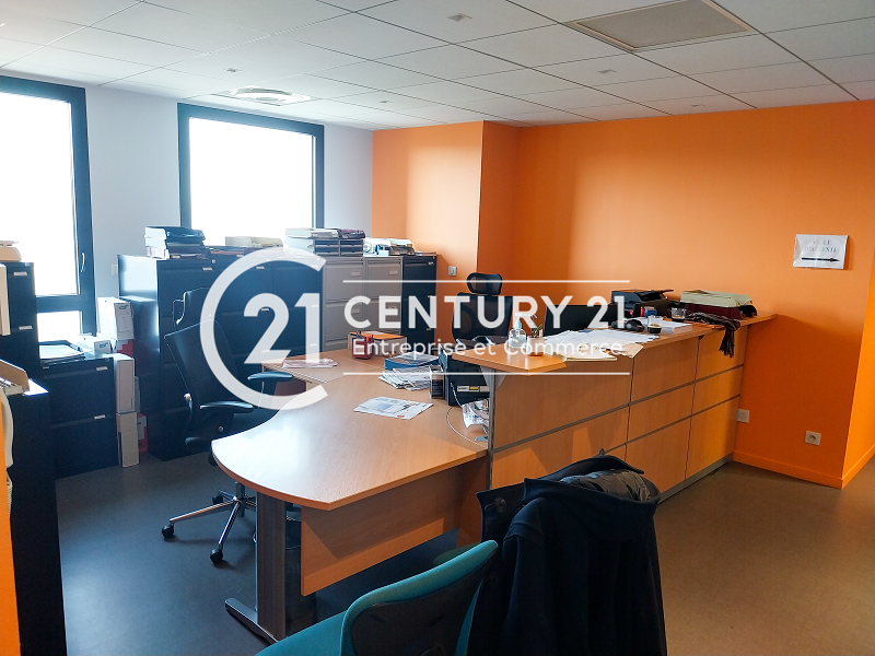 Bureaux à vendre - 136.0 m2 - 44 - Loire-Atlantique