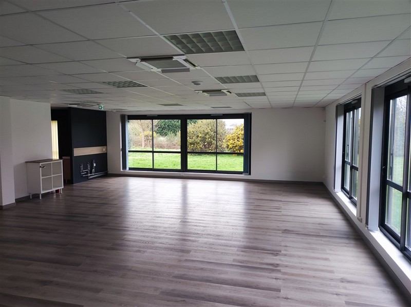 Agrandir la photo Tous commerces à louer - 112.0 m2 - 44 - Loire-Atlantique