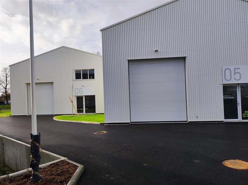 Agrandir la photo Local d'activité à vendre - 321.0 m2 - 44 - Loire-Atlantique