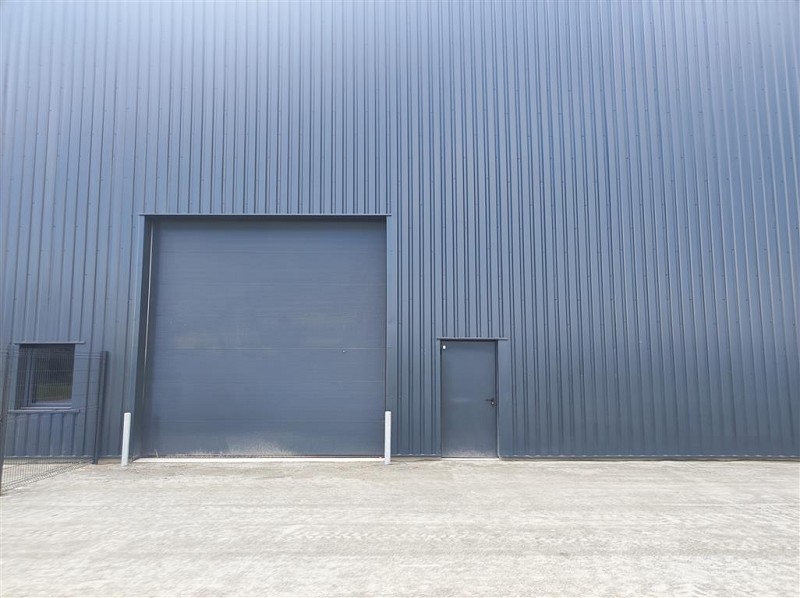 Agrandir la photo Local d'activité à vendre - 350.0 m2 - 44 - Loire-Atlantique
