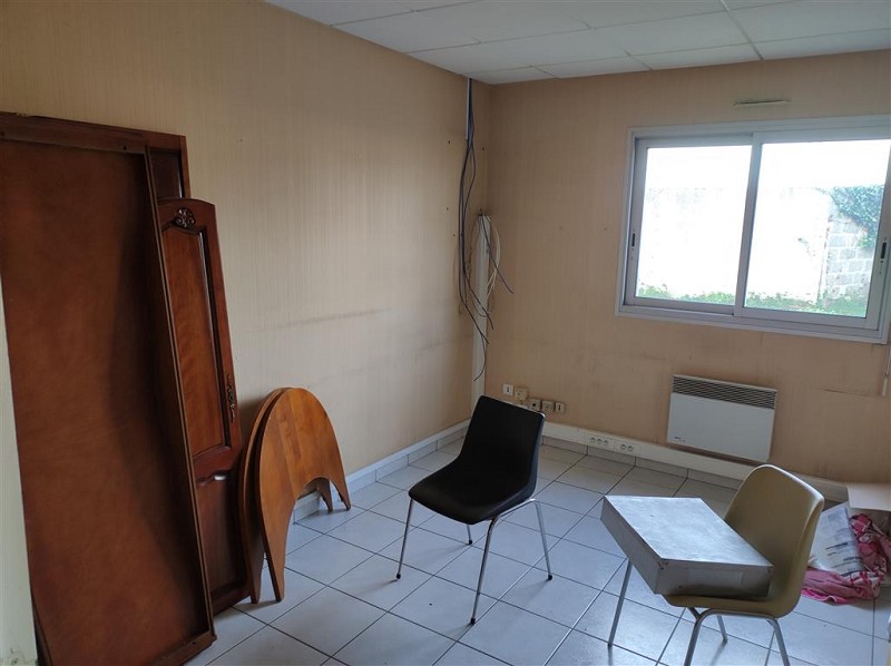 Agrandir la photo Local d'activité à vendre - 1165.0 m2 - 44 - Loire-Atlantique