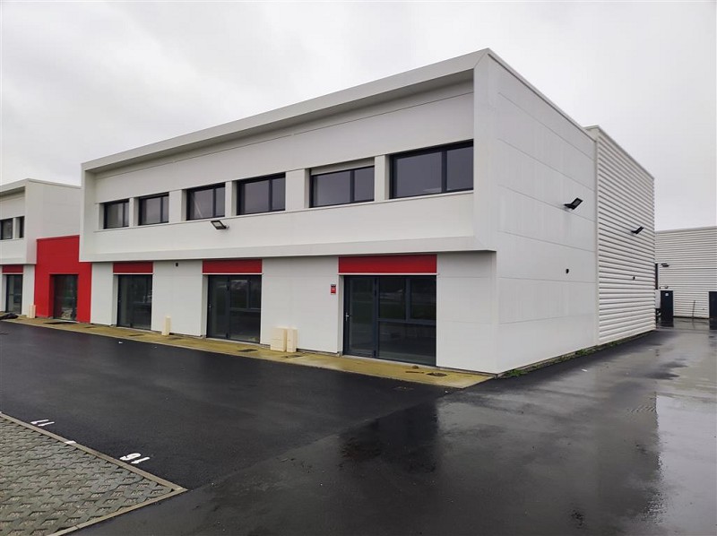 Local d'activité à louer - 136.0 m2 - 44 - Loire-Atlantique