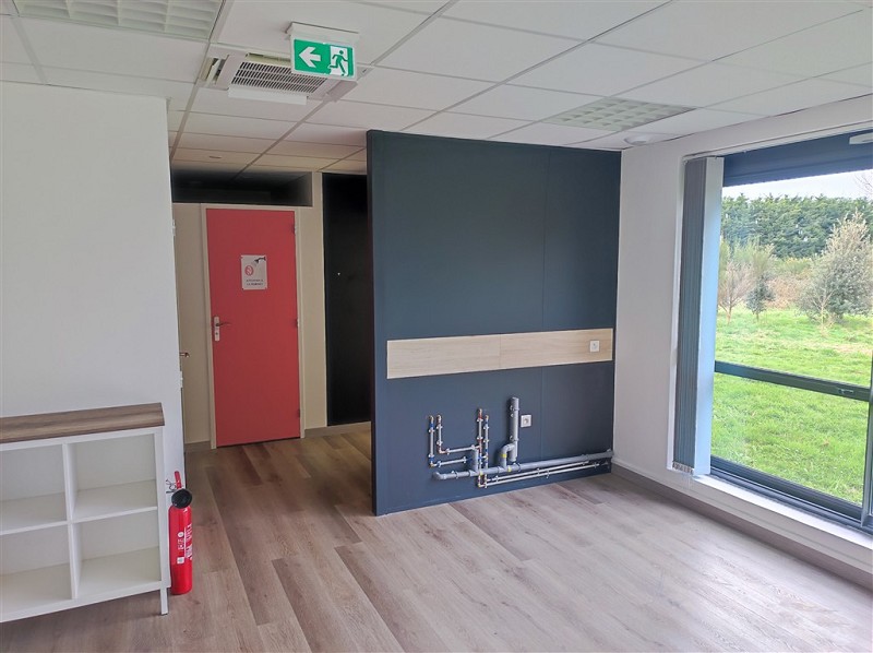 Agrandir la photo Tous commerces à louer - 112.0 m2 - 44 - Loire-Atlantique