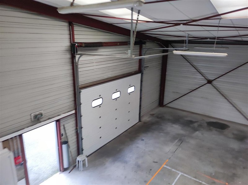 Agrandir la photo Local d'activité à louer - 337.0 m2 - 44 - Loire-Atlantique