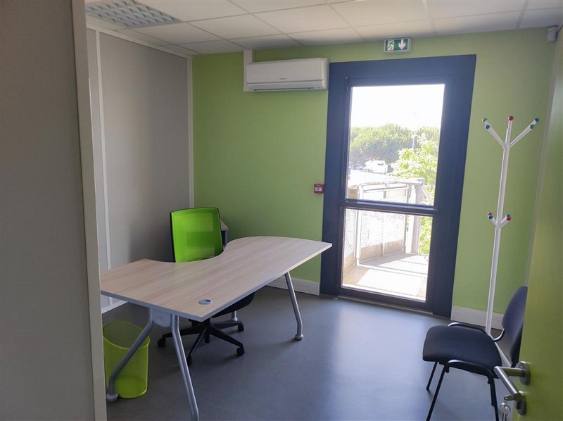 Agrandir la photo Bureaux à vendre - 331.0 m2 - 44 - Loire-Atlantique