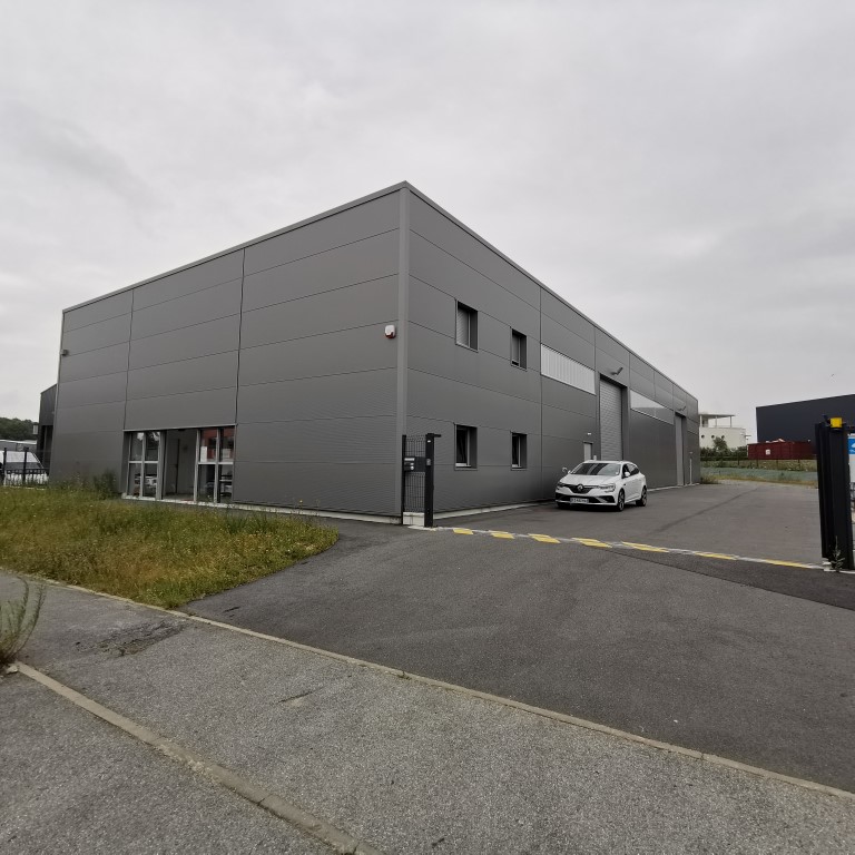 Agrandir la photo Local d'activité à louer - 775.0 m2 - 44 - Loire-Atlantique