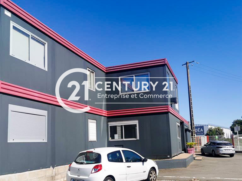 Local d'activité à louer - 900.0 m2 - 44 - Loire-Atlantique