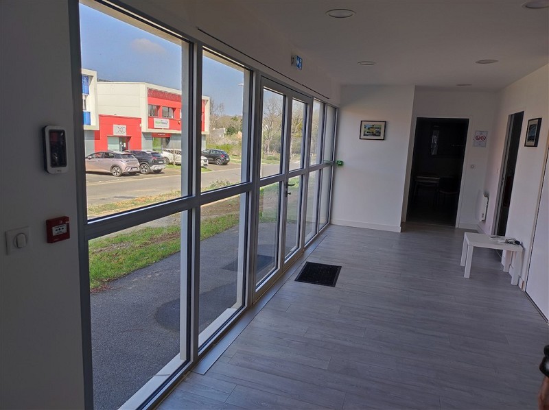 Agrandir la photo Local d'activité à louer - 775.0 m2 - 44 - Loire-Atlantique