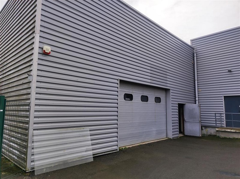 Agrandir la photo Local d'activité à louer - 337.0 m2 - 44 - Loire-Atlantique