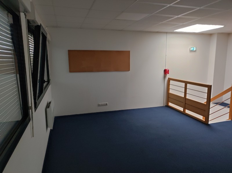 Agrandir la photo Local d'activité à louer - 132.0 m2 - 44 - Loire-Atlantique